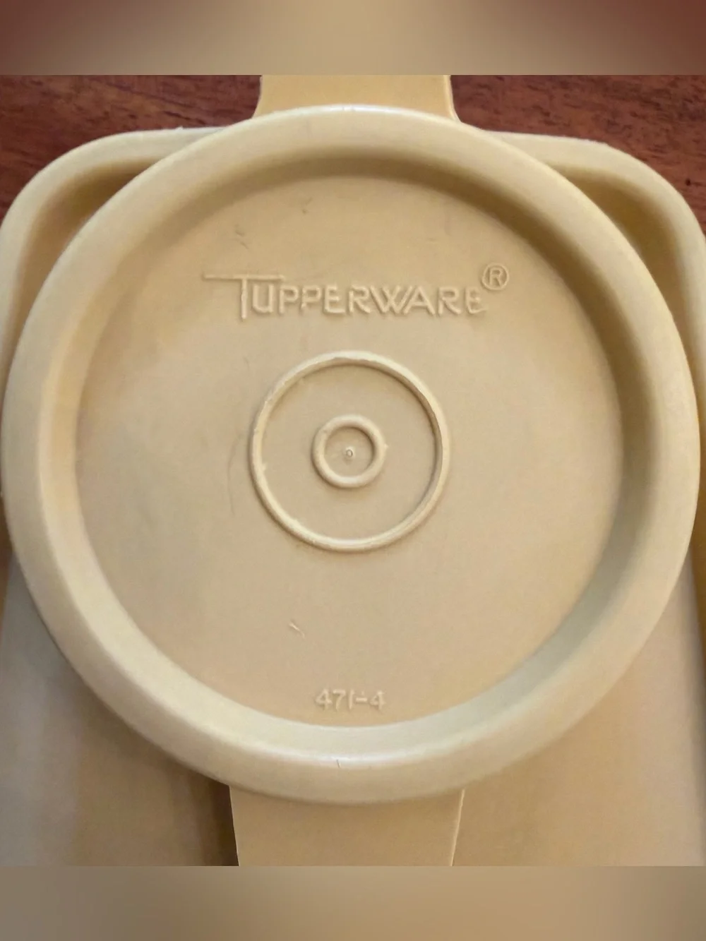 TWO Vintage Tupperware Cereal Keeper Containers #269 w/ Almond Clear Flip Lids